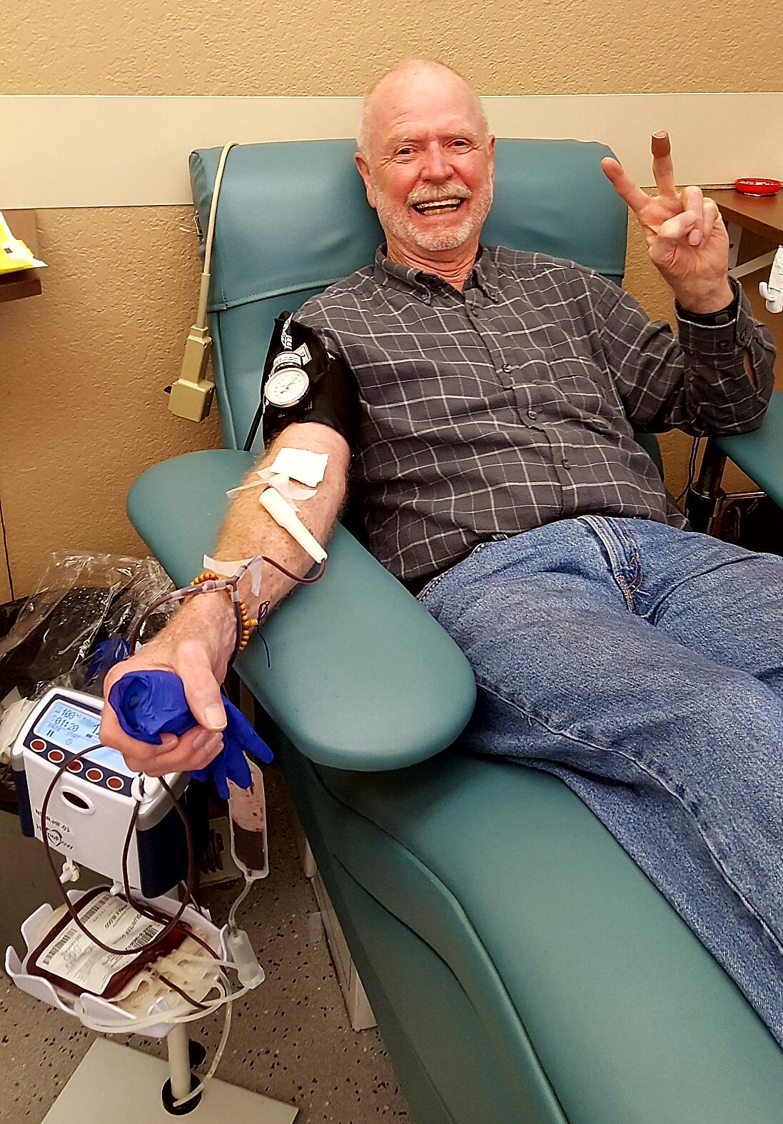 Harold Rodenberger giving blood.